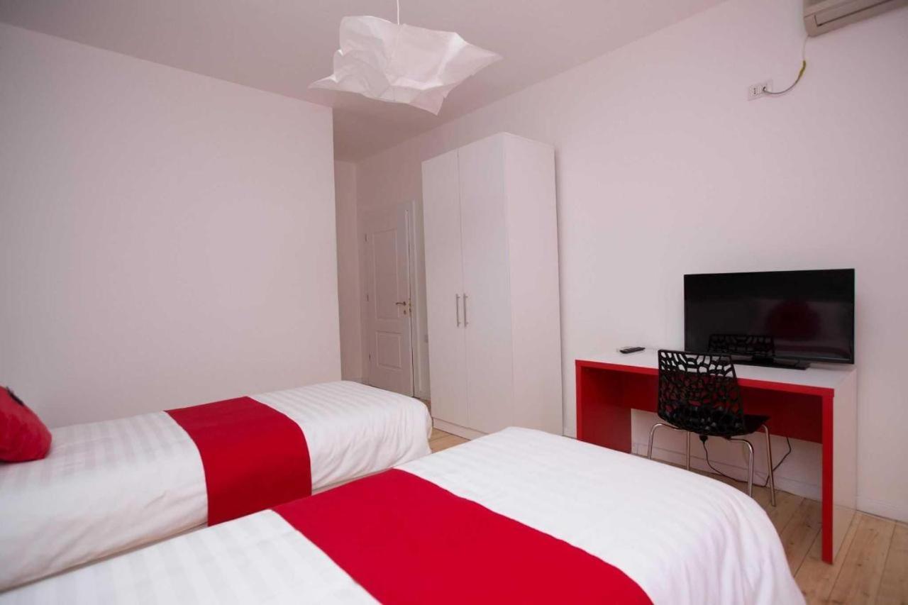 Hotel Rimini ติรานา ภายนอก รูปภาพ